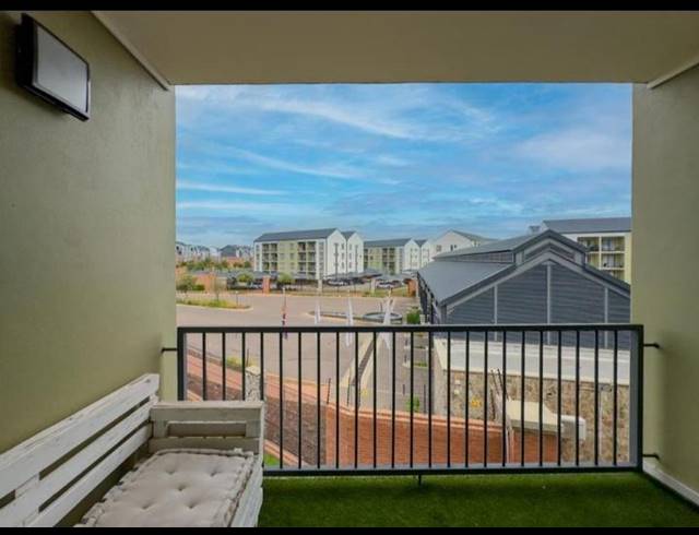 2 BEDROOM APARTMENT FOR SALE IN PRETORIA WEST
